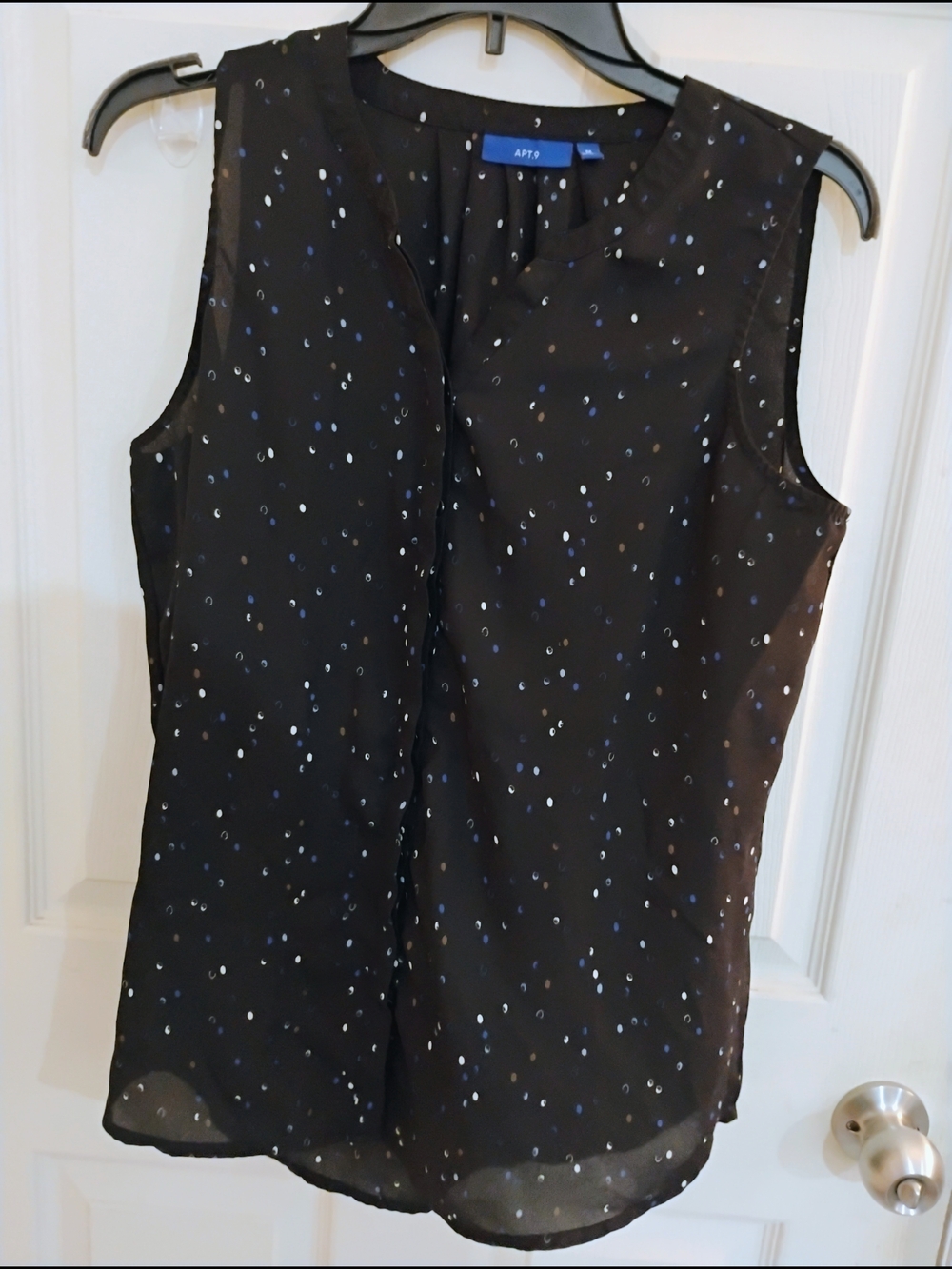 Apt. 9 Black Sleeveless Button-Down Top with Multicolor Polka Dots Print